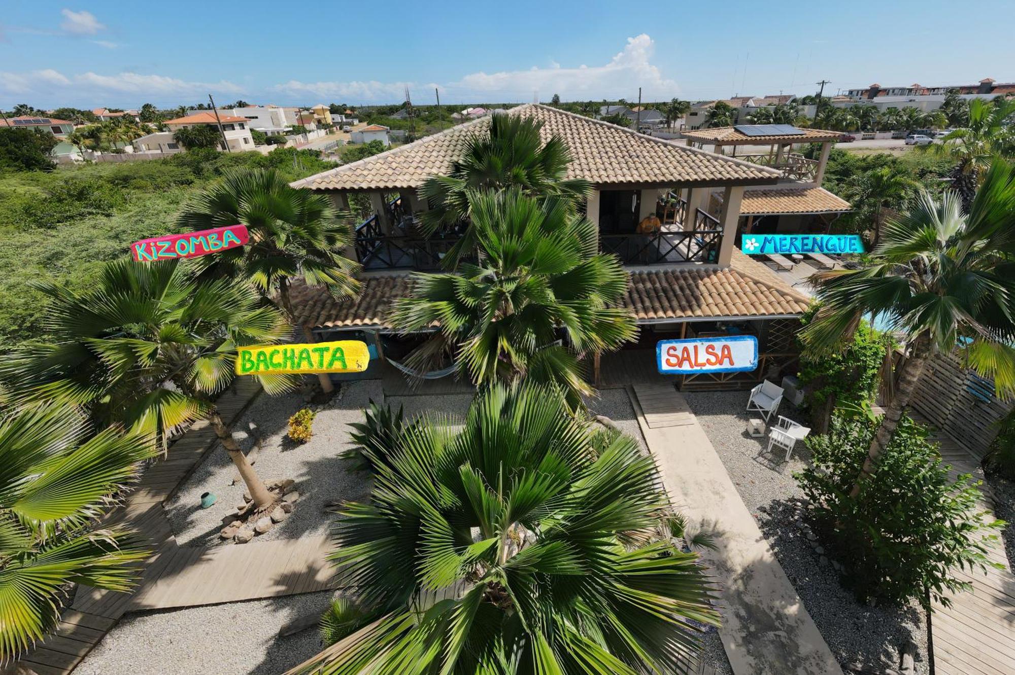 Villa Carina Apartments Playa Exterior foto